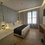 νιρέας
