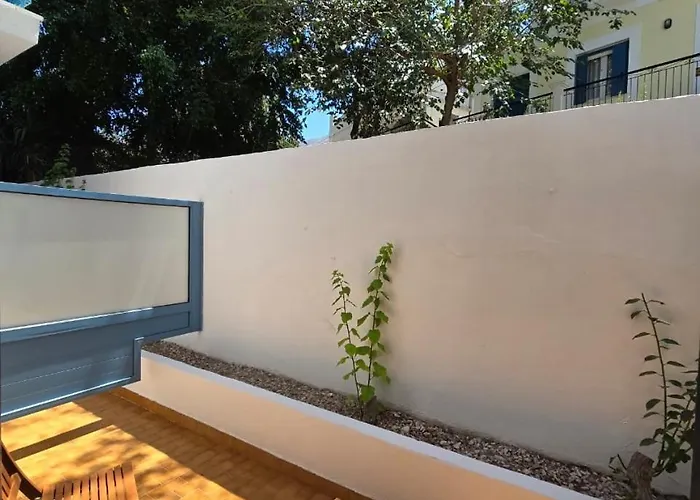 ホテル Nireus シミ