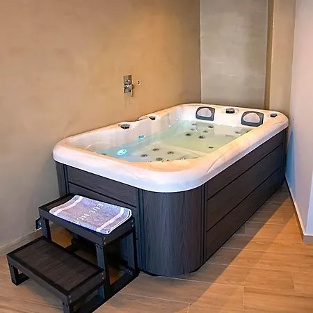 Hotel Nireus