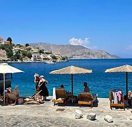 Hotel Nireus