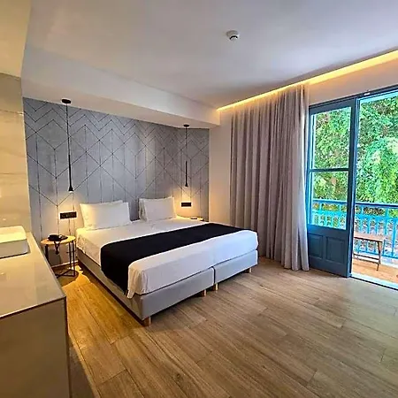 Hotel Nireus
